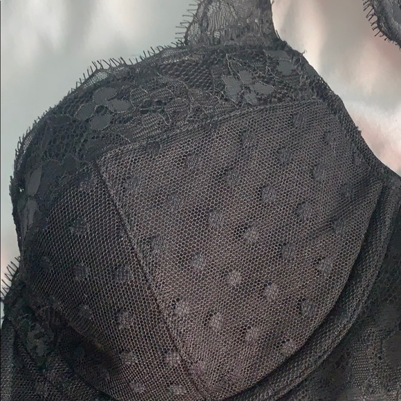 Victoria Secret So Sexy and Sleek Set - Picture 6 of 8